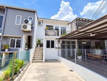 Townhouse at Taman Sierra Perdana, Masai, photo 1