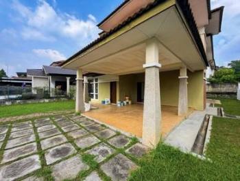 Bungalow at Taman Astana Indah, Kajang, photo 4