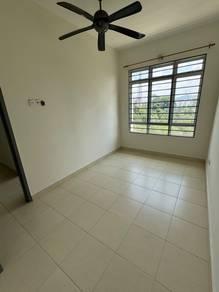 Taman Bukit Serdang, Seri Kembangan的共管公寓，照片2