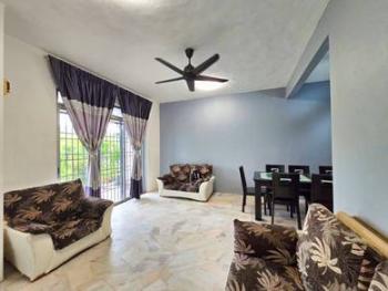House at Taman Dahlia, Salak Tinggi, photo 3
