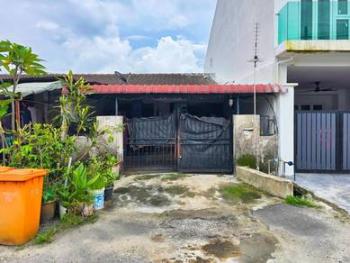 House at Taman Sri Serdang, Serdang, photo 1