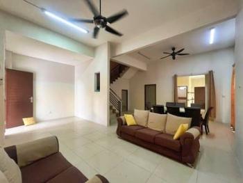 House at Tiara Heights, Sepang, photo 2