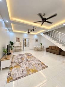 Rumah di Jalan Wau Kikik, Pasir Gudang, foto 1