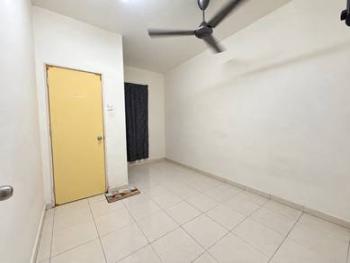 Rumah di Jalan Wau Kikik, Pasir Gudang, foto 3