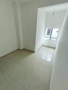 House at Jalan Warisan 6, Batu Pahat, photo 9