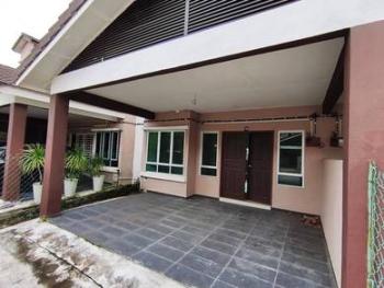 House at Jalan Warisan 6, Batu Pahat, photo 2