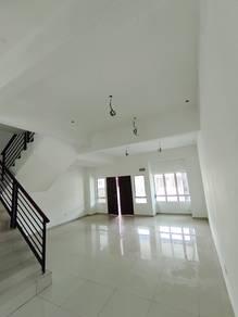 House at Jalan Warisan 6, Batu Pahat, photo 5