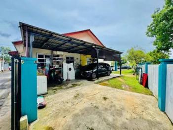 House at Jalan Tiong, Kulai, photo 3