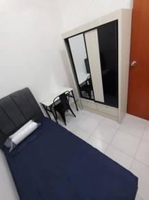 Bilik di Jalan Scientex Jaya 12, Senai, foto 1