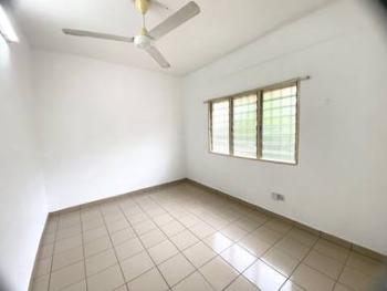 Nilam Sari, Seksyen 7, Shah Alam的平层住宅，照片4
