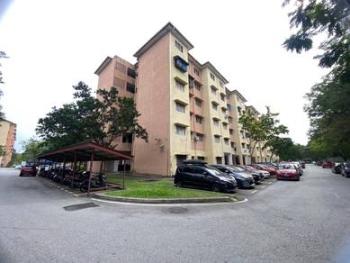 Nilam Sari, Seksyen 7, Shah Alam的平层住宅，照片1