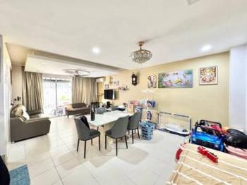 ARIZA GARDEN VILLA, Batu Caves的联排别墅，照片4