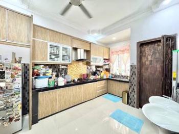 ARIZA GARDEN VILLA, Batu Caves的联排别墅，照片9