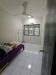 LAKSAMANA PURI, Batu Caves的共管公寓，照片6