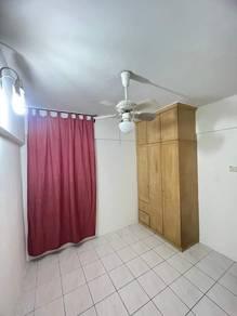 Bilik tidur – Apartmen di Pangsapuri Perdana, Shah Alam, foto 6