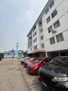 LARKIN PERDANA, Johor Bahru的平层住宅，照片10