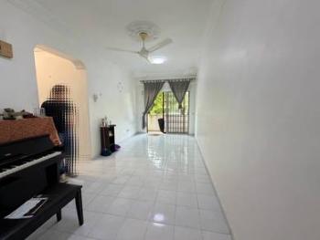 Sri Kenari, Johor Bahru的公寓，照片1