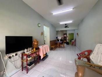 Sri Kenari, Johor Bahru的公寓，照片1