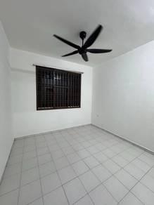 Apartment at Nusa Perdana, Gelang Patah, photo 2