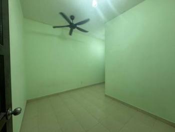 House at Bandar Dato Onn, Jalan Perjiranan 10, Johor Bahru, photo 2