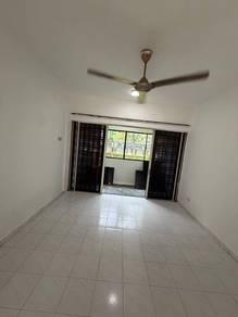 Jalan Persisiran Titiwangsa Utama, Johor Bahru的公寓，照片1