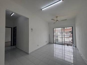 Sri Kenari, Johor Bahru的公寓，照片1