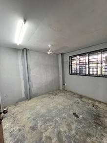 Rumah di Taman Ungku Tun Aminah - Jalan Perwira, Skudai, foto 6