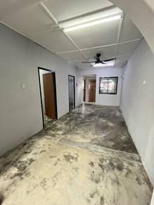 Rumah di Taman Ungku Tun Aminah - Jalan Perwira, Skudai, foto 4
