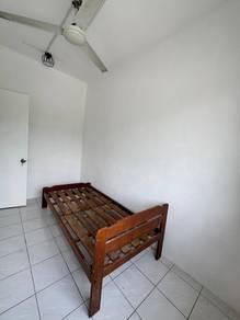 Taman Kajang Utama, Kajang的平层住宅，照片9