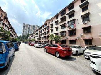 Apartment at Idaman, Damansara Damai, photo 2
