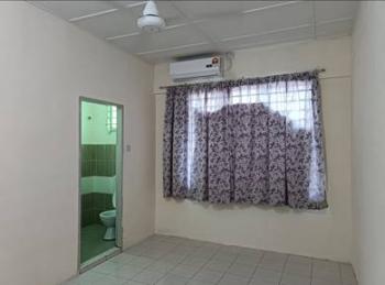 Bedroom – House at Taman Alam Mesra, Batu 7, Sandakan, photo 3