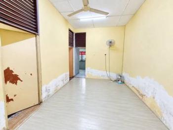 Rumah di Taman Kemuning, Banting, foto 5