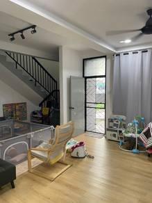 Jalan Keembong 24, Johor Bahru的房屋，照片1