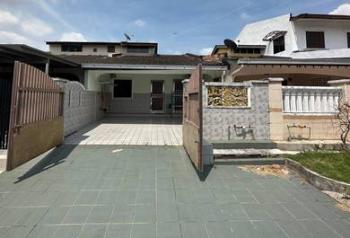 Rumah di JALAN CANGGUNG, Pasir Gudang, foto 1