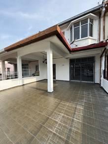 阳台 – Taman Seremban Jaya, Seremban的房屋，照片2