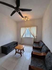 Living & dining – Apartment at Vista Impiana, Seri Kembangan, photo 6