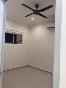 Ujong Pasir, Taman Hilir Garden, Ujong Pasir的房屋，照片7