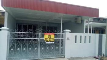Ujong Pasir, Taman Hilir Garden, Ujong Pasir的房屋，照片1
