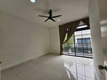 Eco Summer Jalan Ekoflora 5, Johor Bahru的房屋，照片3