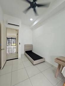 Eco Summer Jalan Ekoflora 5, Johor Bahru的房屋，照片8