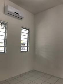 Rumah di Uni Central, Kota Samarahan, foto 4