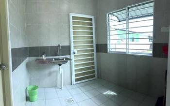 Rumah di Uni Central, Kota Samarahan, foto 3