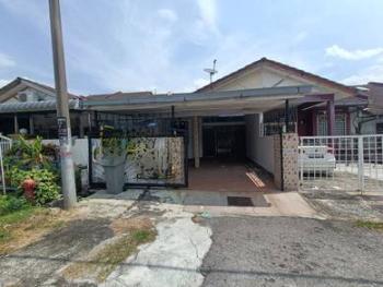 Taman Semarak, Nilai的房屋，照片1
