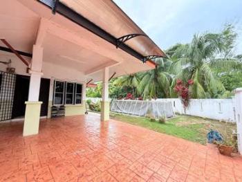 House at Warisan Puteri, Sikamat, Sikamat, photo 3