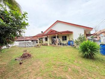 House at Warisan Puteri, Sikamat, Sikamat, photo 1