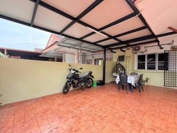 House at Warisan Puteri, Sikamat, Sikamat, photo 4
