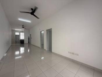 House at Jalan Puyuh, Kulai, photo 2