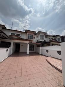Jalan Setia 5 @ Setia Indah, Johor Bahru的房屋，照片1