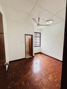 Jalan Setia 5 @ Setia Indah, Johor Bahru的房屋，照片7