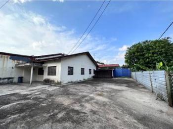 Jalan Padi Mahsuri, Senai的房屋，照片1